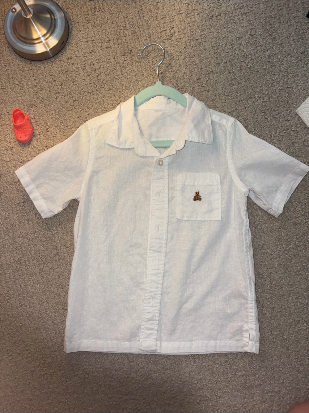 GAP White Short-Sleeve Button-Down Shirt with Pocket Bear Embroidery